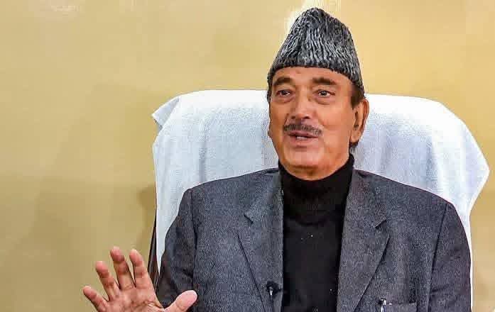 Ghulam Nabi Azad addressing media regarding DPAP statements