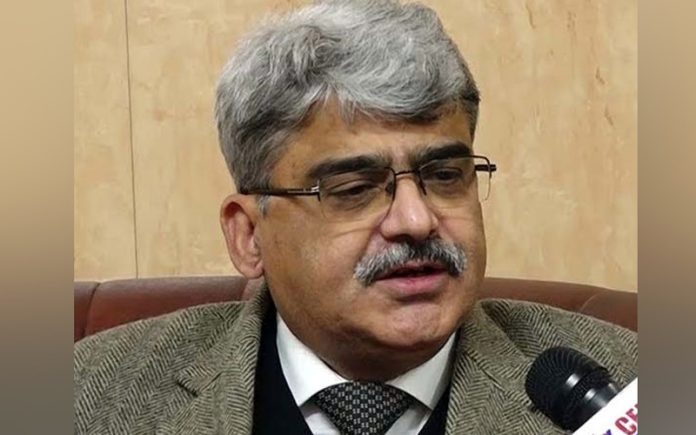 Chief Secretary Atal Dulloo during a meeting on fruit consignment transportation